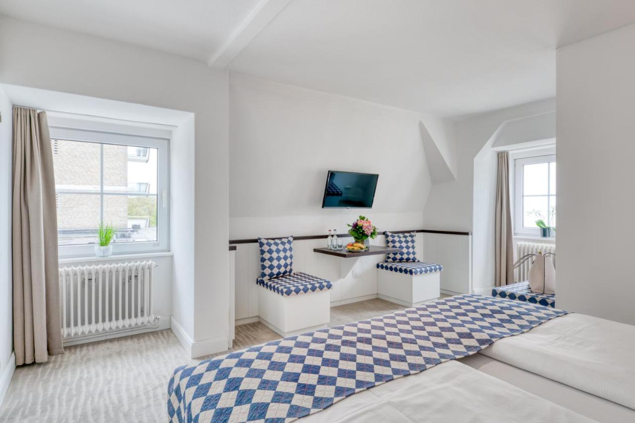Hotel Strandschlösschen 3*